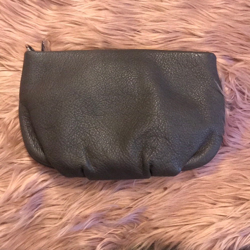 Marc by Marc Jacobs clutch with crossbody strap - Picture 2 of 4
